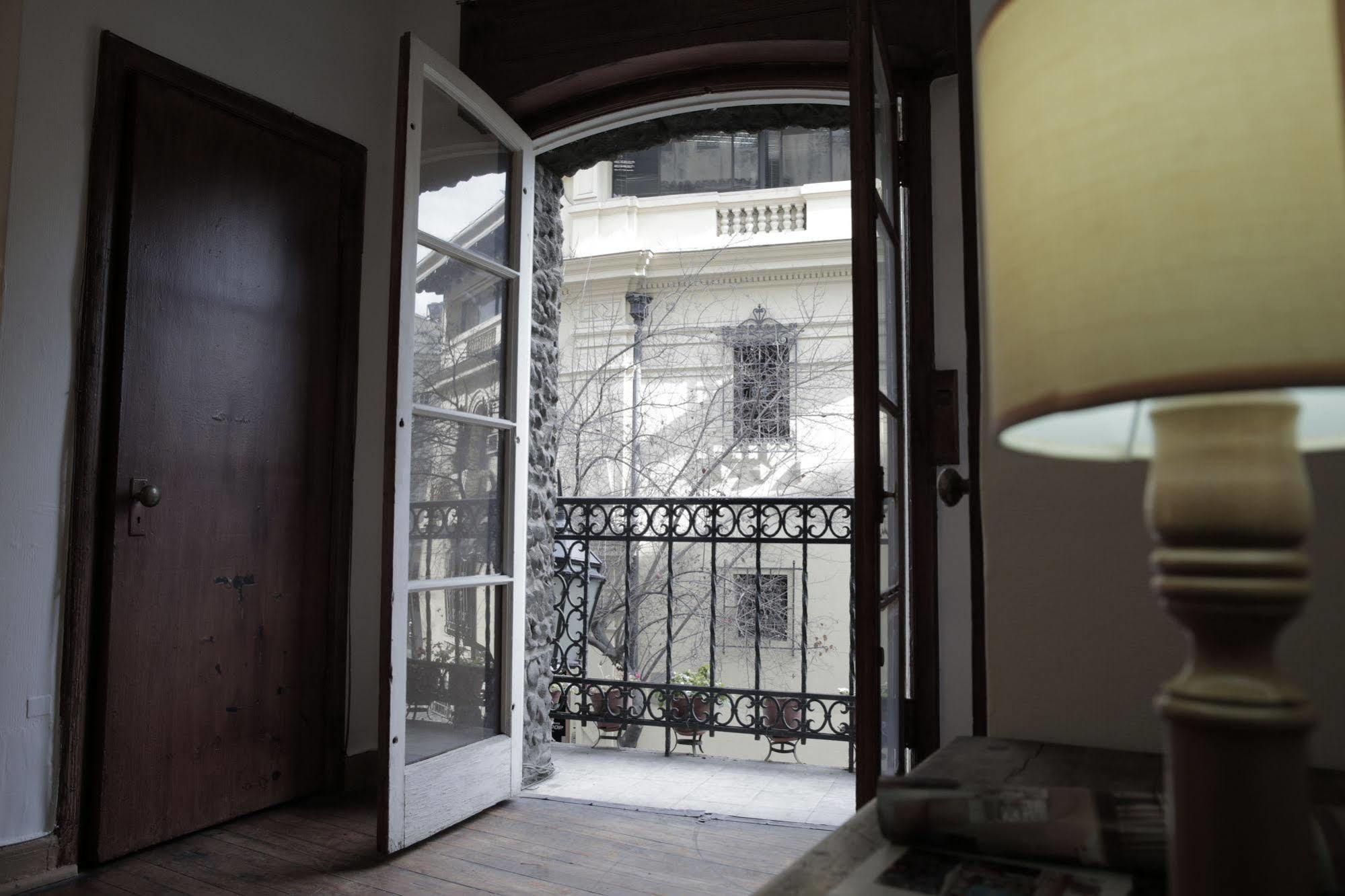 Hostal Bybsiglo Santiago Exterior photo
